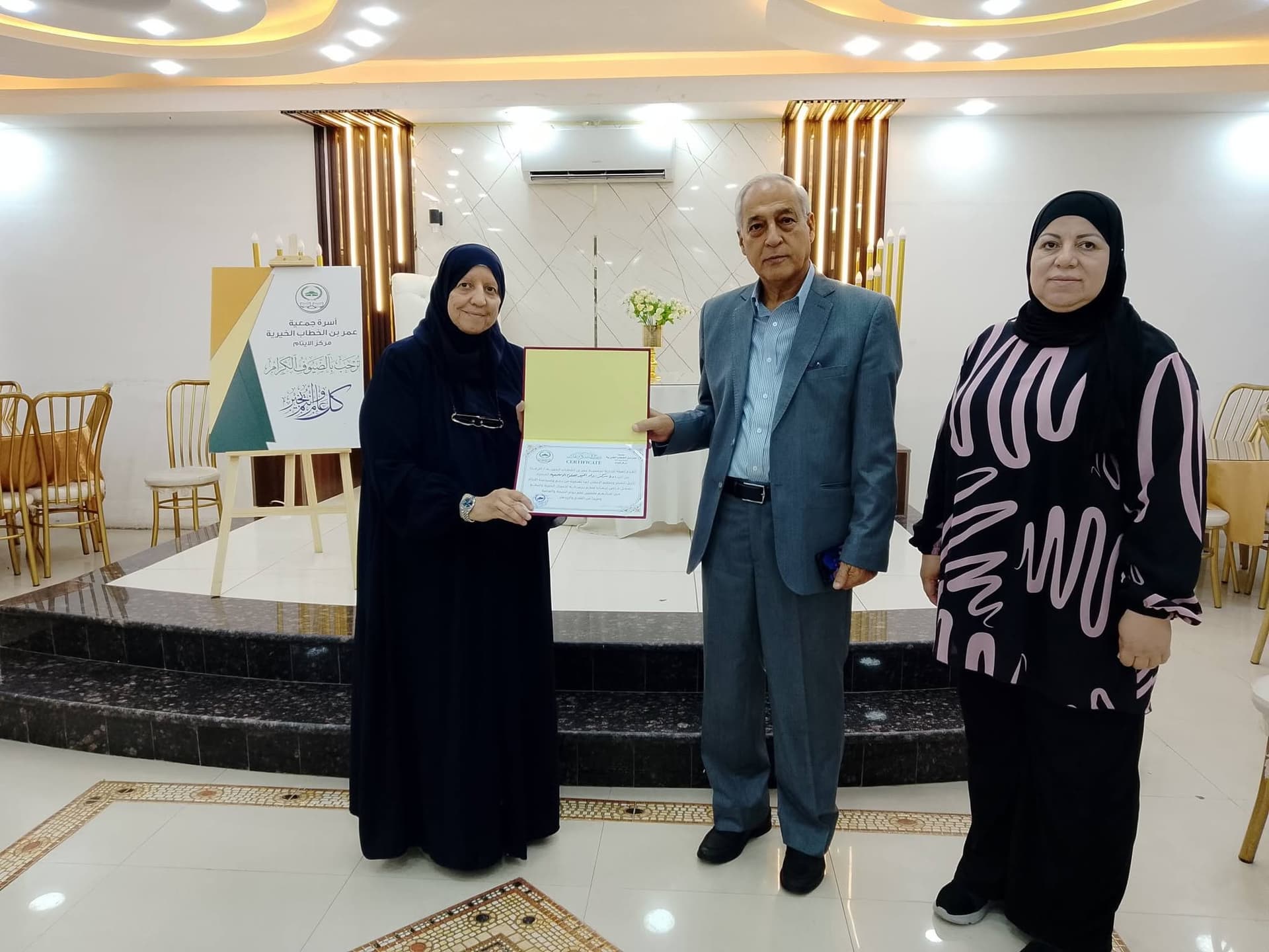 في اليوم العالمي للعمل الإنساني.. مركز رواد الخير يزور جمعية عمر بن الخطاب الخيرية
