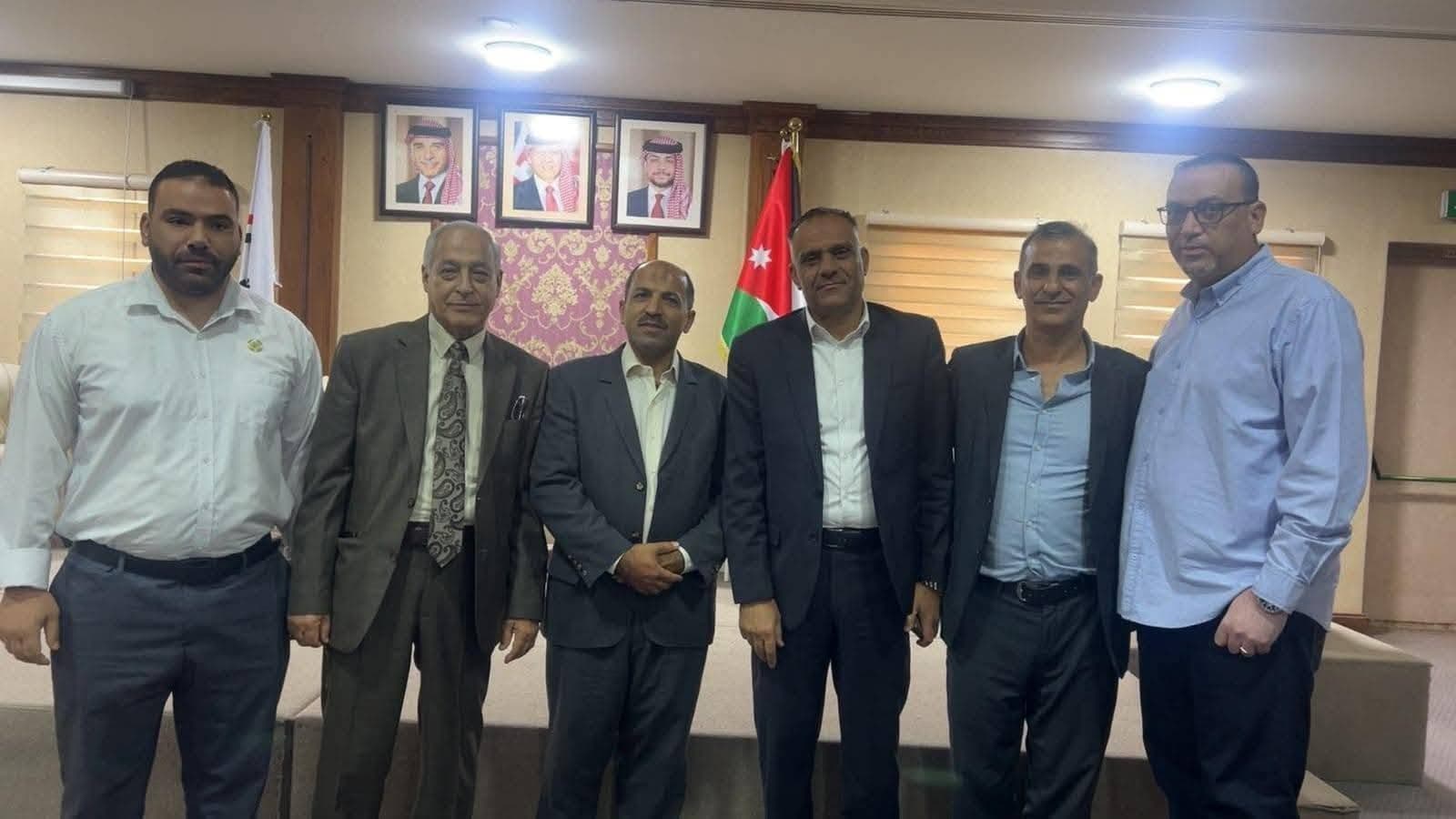 جمعية عمر بن الخطاب الخيرية تشارك في لقاء توعوي حول العنف الأسري في الزرقاء